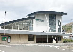 仙山線陸前落合駅