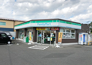 ファミリーマート北根黒松店