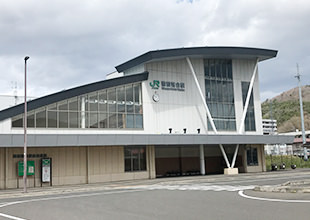 仙山線陸前落合駅